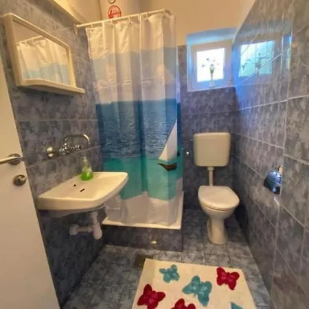Apartman “3a” *